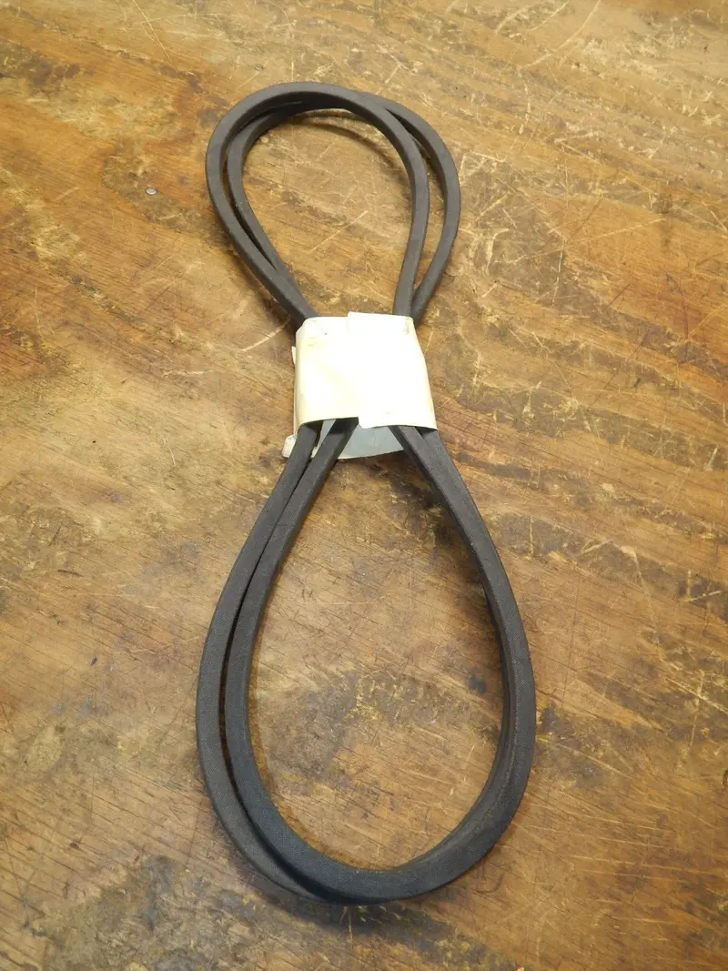 Snapper Replacement Drive Belt – Part #28793 1