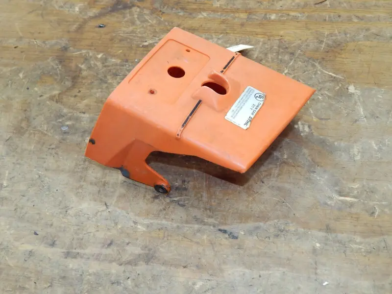 Stihl Ms 440 Chainsaw Top Cover – Refurbished Oem Unit 1
