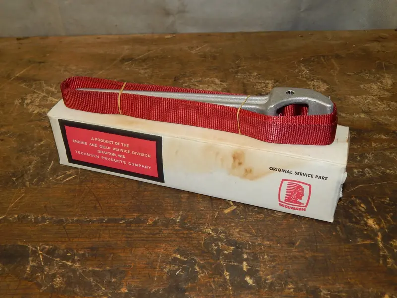 Tecumseh Multi-Purpose Flywheel Strap Wrench – Part #670305 1