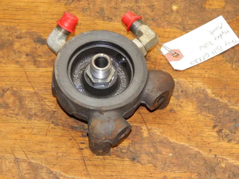 Troy-Bilt Gtx20 Hydrostatic Filter Mount Bracket 1