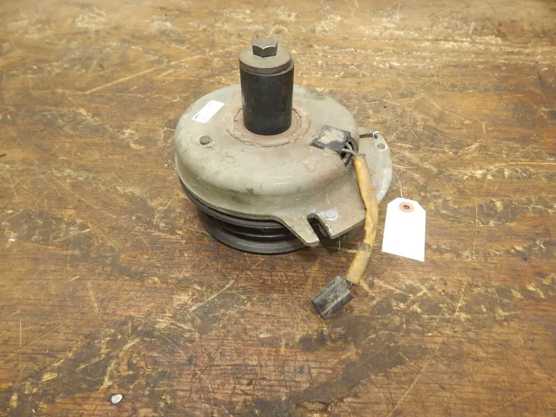 Warner Electric Pto Clutch – Compatible With Lx277, Lx297, Gt325, Am126100 (Model #5219-1) 1