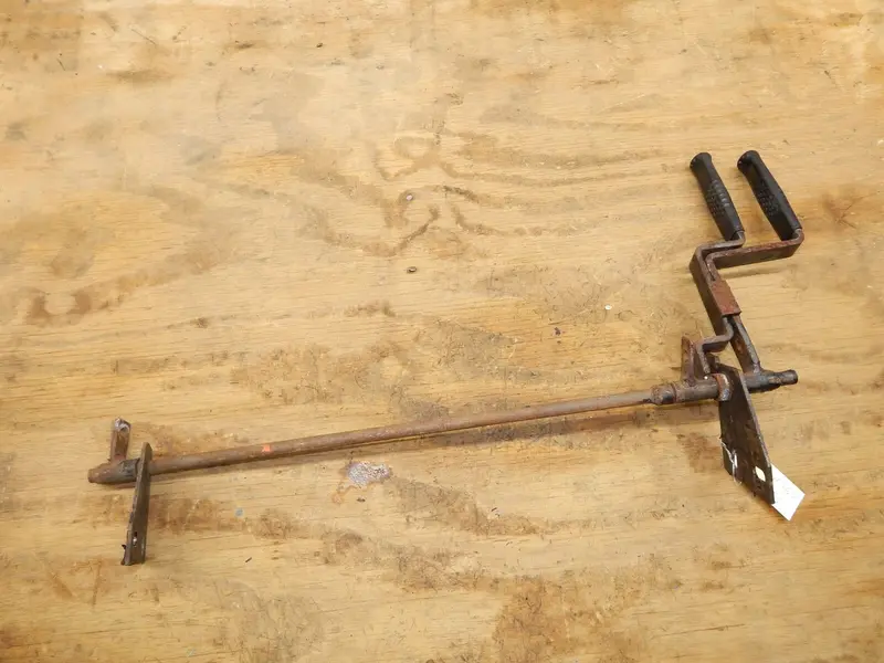 Wheel Horse 718-Z Zero-Turn Mower Brake Rod Assembly (Part 111882) 1