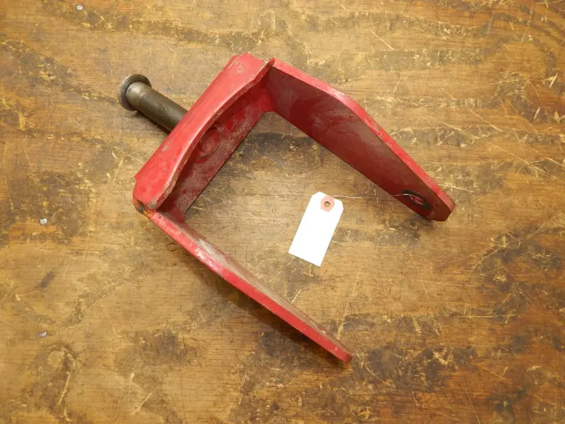 White Outdoor Zt-50 Front Caster Yoke – Variant #2 (Parts #603-04370-0650 & #603-04370A) 1