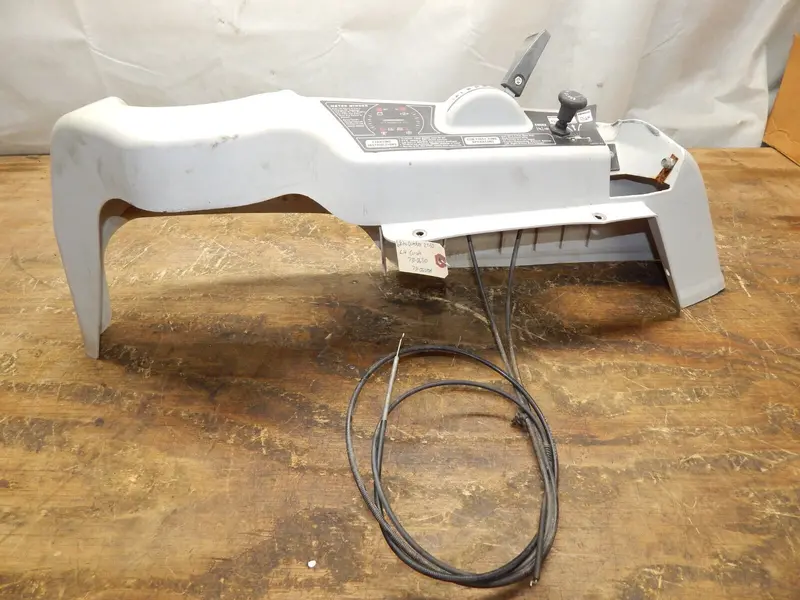 White Outdoor Zt-50 Left-Hand Console Panel (Parts #731-06310 & #731-06310A) 1