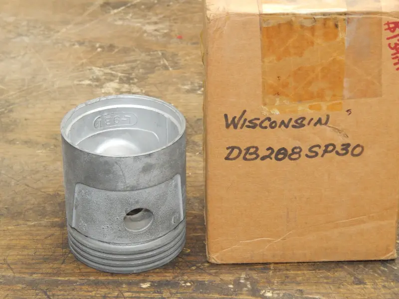 Wisconsin Db209-5Sp30 Heavy-Duty Piston Kit (11.3Cc, No Rings) 1