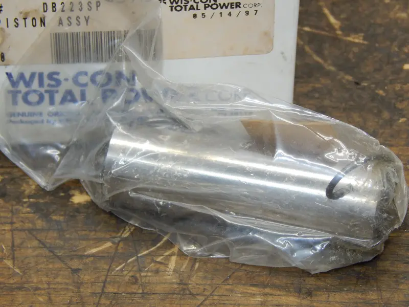 Wisconsin Db223Sp Piston Assembly – L-107 Oem Replacement 1