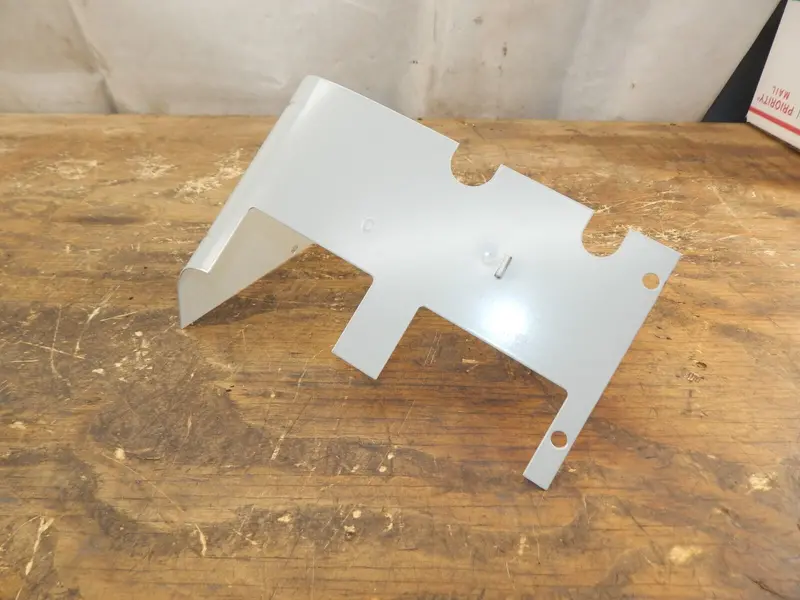 Wisconsin Left-Hand Heat Deflector For Se77C10 Engines 1