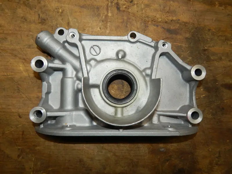 Yale Forklift Oil Pump – Oem Replacement (9013018-05) 1