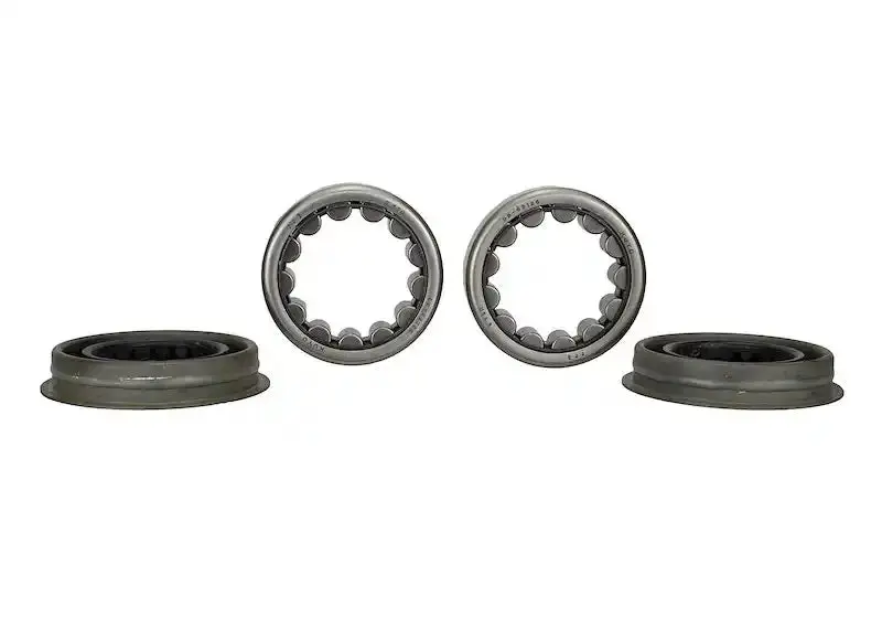 8.8 Axle Bearing And Seal Kit For 2005–2008 Vehicles 1